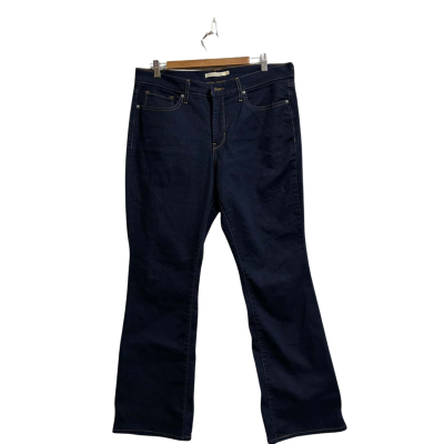 Levis Women’s Size 32 315 Shaping Bootcut Indigo Denim