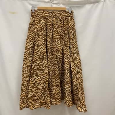 Witchery Women's Pure Cotton Flared Skirt Size 6 Animal print 