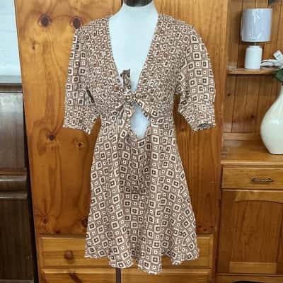 Seed Heritage Womens  Size 16 Floral Dress Beige / Brown / Floral / Natural / Nude / Pattern 