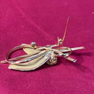  Womens Brooch Vintage Gold Tone Floral Brooch 