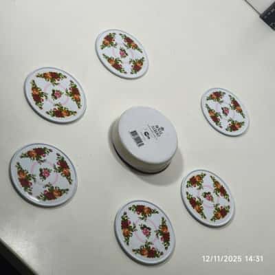 Royal Albert 2005  Coasters in Tin 