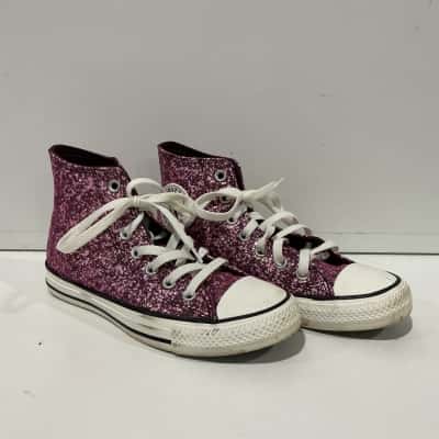 Chuck Taylor All Star Glitter High Top Sneakers Women’s size 7