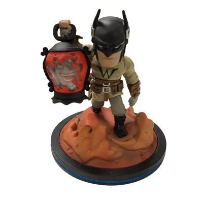 Batman the Last Knight on Earth Fig Elite Figurine 