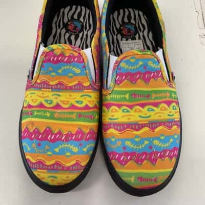 Etnies Size US 7 Kids Blue / Green / Orange / Pattern / Pink slip on shoes