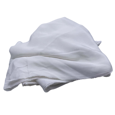 Thin Soft White Fabric With Fine Crinkle & Shimmer Spots      250 x 115 cm           Fab4