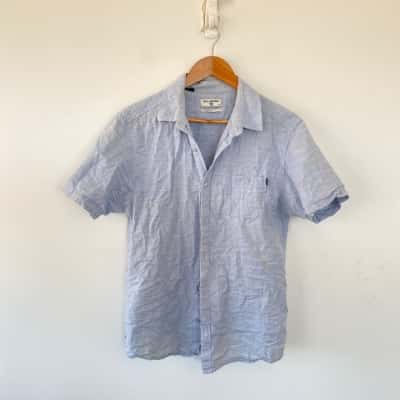 Billabong Blue SHort Sleeve Core Fit Shirt  Size M 
