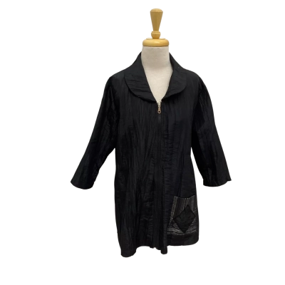 Lilia Black Crinkle Zip-Front Jacket / Top.  Size L