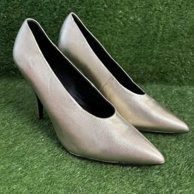 Witchery Venus Soft Gold Heels Size 42 