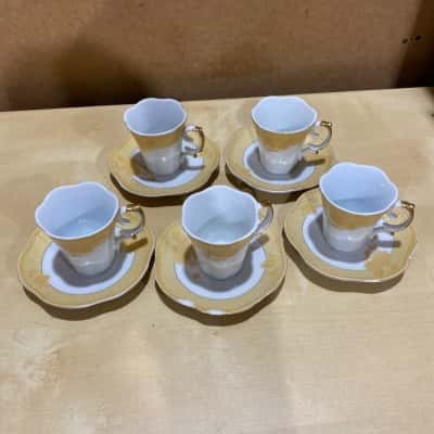 Yemeshige Gold Collection Fine Porcelain 