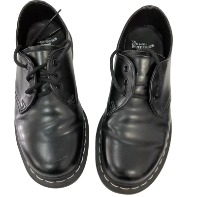 Dr Martens Women's  Size 6 White stitch shoe Black  