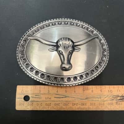 bull belt buckle 1