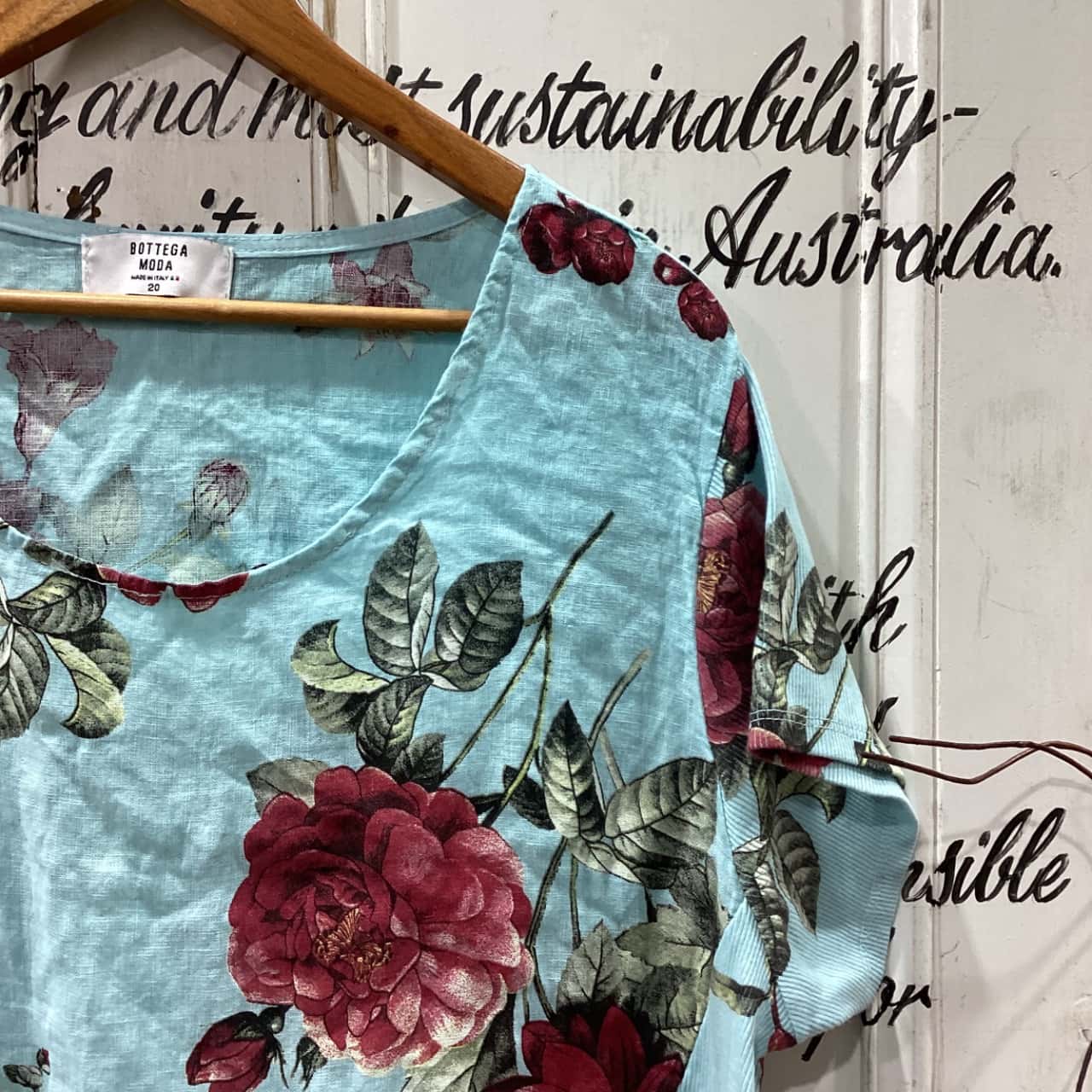BOTTEGA MODA BRAND!! MADE IN ITALY! HANDCRAFTED FROM ITALIAN PURE LINEN!  Womens Size 20 Midi Dress / Short Sleeve Dress Blue / Floral /  Multicoloured / Pattern (s)