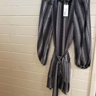 Sheike Womens  Size 14 Casual Dress Black  / Pattern / White she