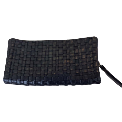 Rugged Hide Womens Woven Genuine Leather Zip Purse Black  