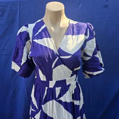 Mister Zimi Womens  Size 10 Midi Dress / Short Sleeve Dress  / Wrap Dress Pattern 