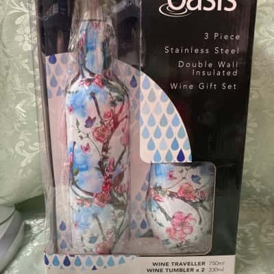 Traveller Bottle & Tumblers Set