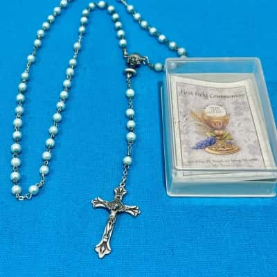 Holy Communion Rosery Beads In Original Case 