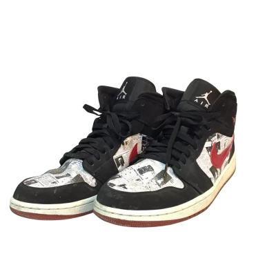 Nike Mens  Size 13 Sneakers Black  / White 