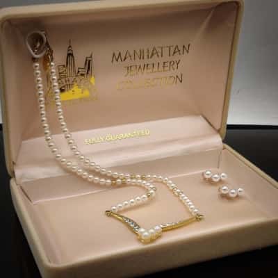 Manhattan Jewellery Collection Faux Pearl & Diamante V Shaped Necklace With Matching Earrings In Original Box