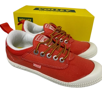 NEW Volley HERITAGE Squadron Mens  Size 6 US