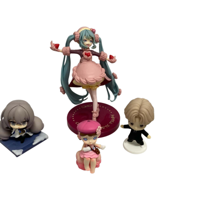 4 x Anime Figurines