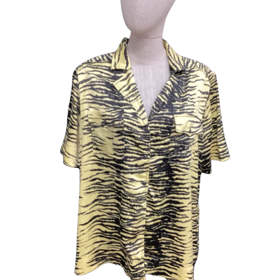 Ganni  Size 42 Short Sleeve Shirt Black  / Yellow 