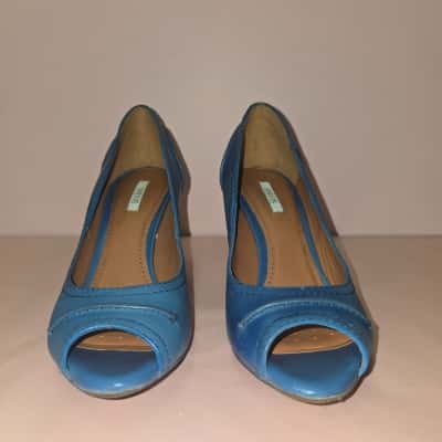Geox Womens  Size 35 Heels Blue 
