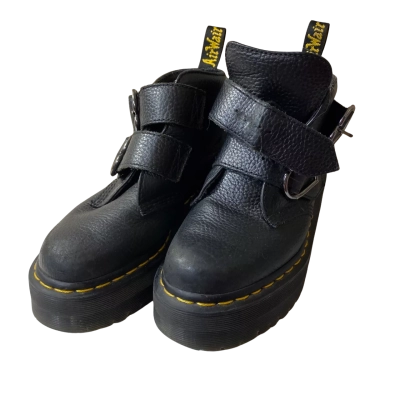 Dr Martens Womens Size 6 Devon Heart platform boots