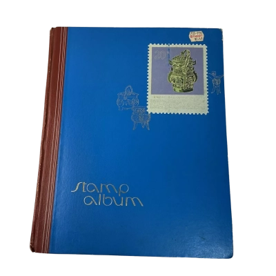Vintage Stamp Album and World Stamp collection (Over 800)