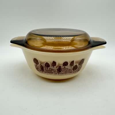 RETRO PYREX “BROWN FOREST TREES” CASSEROLE DISH WITH SMOKEY GLASS LID