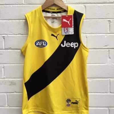 AFL / Puma Kids  Size 12 Sport Top Black  / Striped / Yellow 