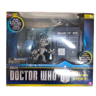 Doctor Who Hide-Caliburn House Adventure Set