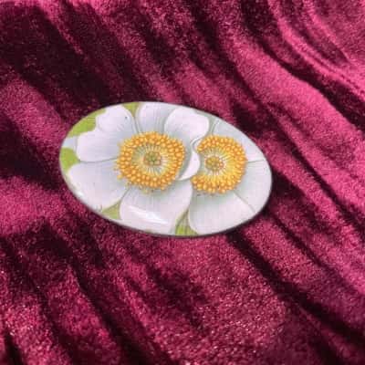 Vintage Oval Enamel Flower Brooch 