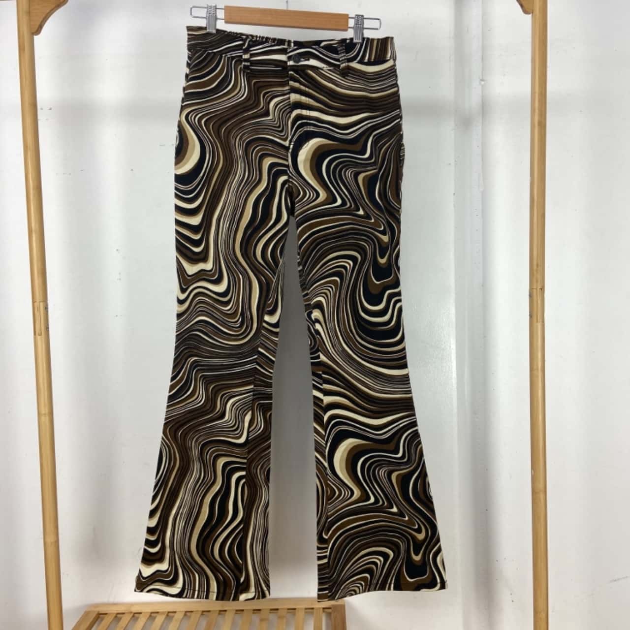 Motel Womens Size 12 Bootcut Jeans Multicoloured (s)