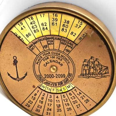 Vintage Brass Nautical Themed 100 Year Calendar 2000-2099 - See Pics  (brica shelf)
