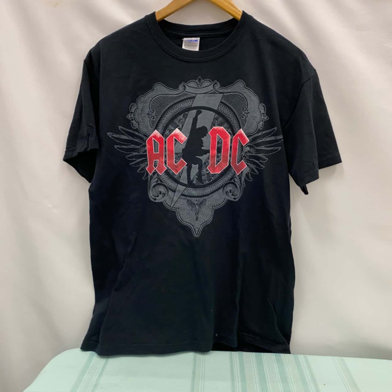 Gildan Unisex AC/DC Tee 100%Cotton Size M Black (s)