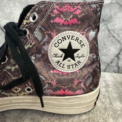 Converse Womens Size US9 Animal print / Multicoloured 