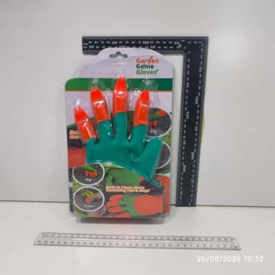 Garden Glove With Claws 