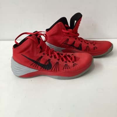 Nike  Lunarlon Mens  sneaker  Size 12 Red and Black