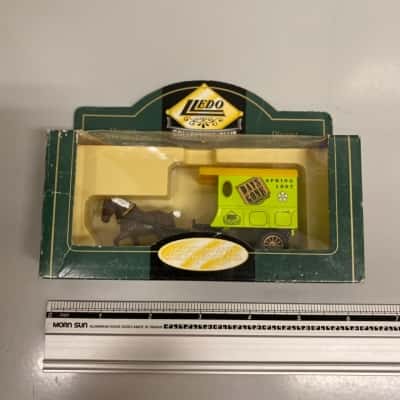 Lledo Die-cast Model Horse Drawn Delivery Van Spring 1997