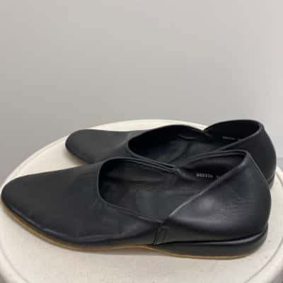 Church's Footwear Mens  Size 10 Black  Slippers