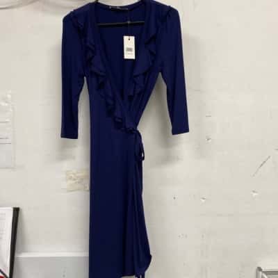 Review Womens  Size 8 Blue 