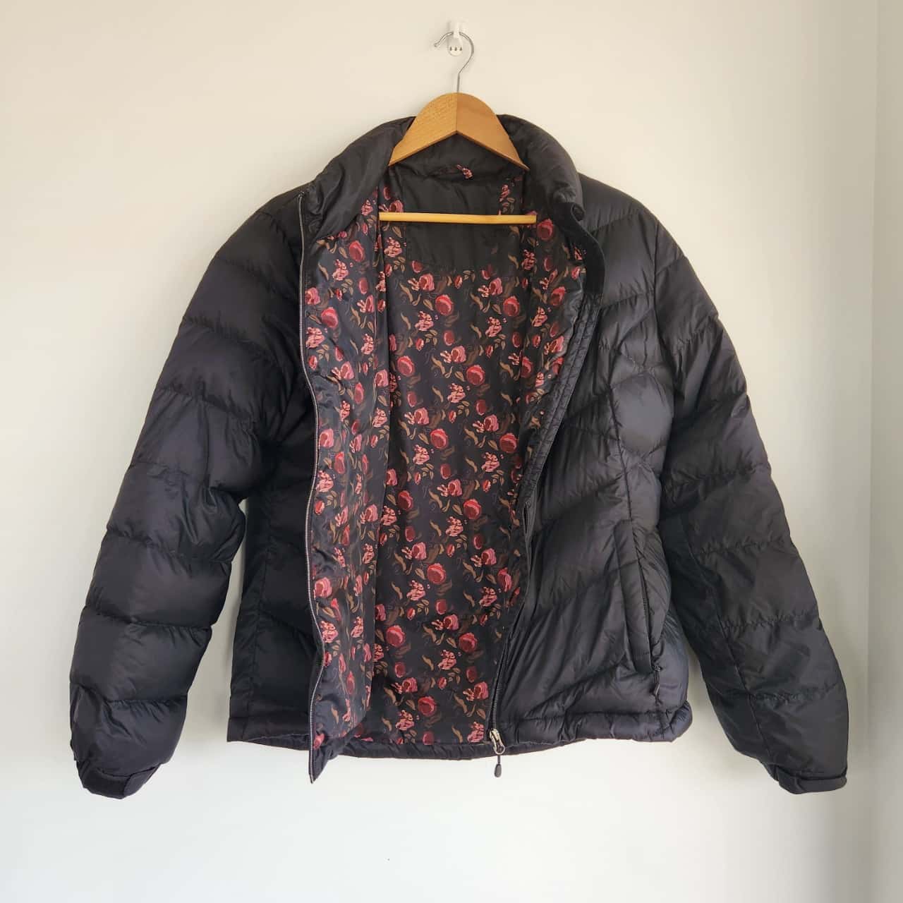 NWOT Crane Performance Jacket Duck Down and Feathers Size L 12(s)