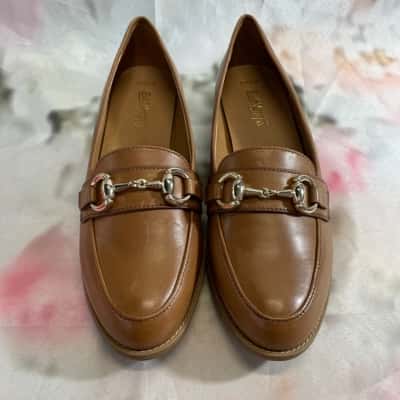 GALA Easystep Leather Loafers. Size 39C