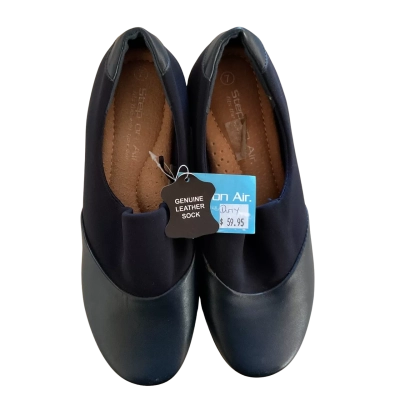 New Step On Air  Womens  Size US7 Flats Blue 