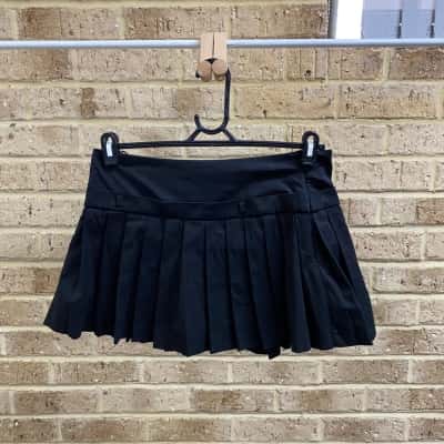 Zara Womens black skirt Size M 