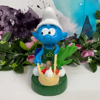Small Smurfs garden statue 