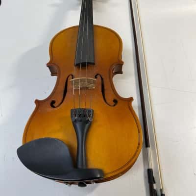 Violin with bow
