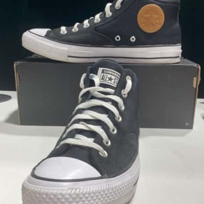 Converse Unisex  Size 10 / 12 Sneakers Black  / Brown / White 