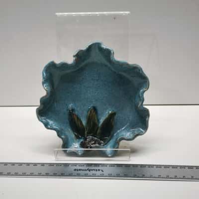 Handcrafted Blue Wavy Ceramic Dish Lace Texture Back 16cm